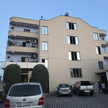 Appartamento Tirana Apartment *