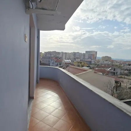 Tirana Apartment 公寓 地拉那